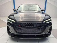 Gebraucht Audi e-tron 369 kW (503 PS) 2022 Mythosschwarz metallic SUV