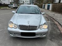 Gebraucht Mercedes C180 142 PS (104 kW) 2006 Silber Limousine