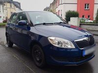 Gebraucht Skoda Fabia Ambition 69 PS (50 kW) 2013 Blau Kleinwagen