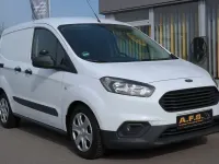 Gebraucht Ford Tourneo Courier 101 PS (74 kW) 2022 Weiß Van / Kleinbus