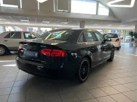 Gebraucht Audi A4 Attraction 143 PS (105 kW) 2011 Schwarz Limousine