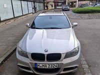 Gebraucht BMW 330 Exclusive 245 PS (180 kW) 2011 Silber Kombi