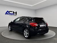 Gebraucht Mercedes A200 156 PS (114 kW) 2012 Kosmosschwarz Limousine