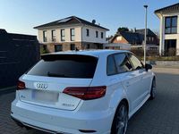 Gebraucht Audi A3 S-Line 190 PS (139 kW) 2019 Weiß Limousine