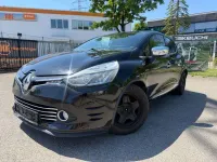 Używany Renault Clio IV 73 KM (53 kW) 2016 Czarny Sedan/Limuzyna