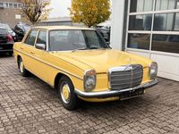 Gebraucht Mercedes 230 120 PS (88 kW) 1974 Gelb Limousine