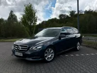 Gebraucht Mercedes E200 136 PS (100 kW) 2014 Blau Kombi