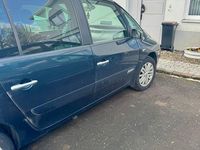 Gebraucht Renault Grand Espace Dynamique 150 PS (110 kW) 2009 Grün Van / Kleinbus