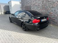 Gebraucht BMW 316 116 PS (85 kW) 2011 Schwarz Limousine