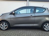 Gebraucht Kia Picanto 69 PS (50 kW) 2014 Grau Kleinwagen