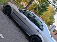 Gebraucht Ford Mondeo 114 PS (83 kW) 2002 Silber Limousine