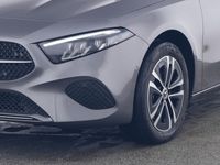 Gebraucht Mercedes A250 Progressive 163 PS (119 kW) 2024 Grau metalliclack mountaingrau Limousine