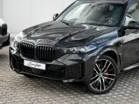 Gebraucht BMW X5 M Sport 298 PS (219 kW) 2025 Saphirschwarz metallic SUV