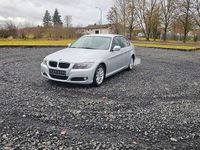 Gebraucht BMW 318 143 PS (105 kW) 2010 Silber Limousine