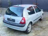 Gebraucht Renault Clio II Authentique 75 PS (55 kW) 2002 Silber Limousine