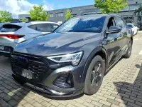 Gebraucht Audi Q8 e-tron S-Line 300 kW (408 PS) 2023 Daytonagrau perleffekt SUV