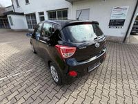 Gebraucht Hyundai i10 Style 87 PS (63 kW) 2016 Schwarz Kleinwagen