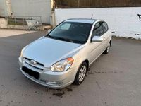 Second-hand Hyundai Accent 96 CP (70 kW) 2008 Argintiu Hatchback