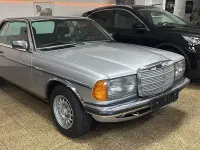 Gebraucht Mercedes 230 136 PS (100 kW) 1981 Silber Coupé