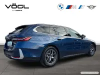 Gebraucht BMW 520 Sport Line 197 PS (144 kW) 2024 Phytonicblau Kombi