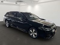 Gebraucht VW Passat R-line 150 PS (110 kW) 2026 Grenadillschwarz metallic Kombi