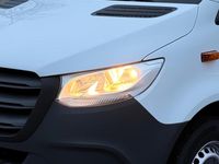 Gebraucht Mercedes Sprinter 100 kW (136 PS) 2025 Weiß Van