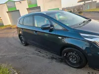 Gebraucht Kia Carens DREAM-TEAM Edition 135 PS (99 kW) 2019 Blau Van / Kleinbus