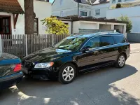 Używany Volvo V70 109 KM (80 kW) 2010 Czarny Kombi