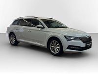 Gebraucht Skoda Superb Ambition 200 PS (147 kW) 2023 Moonweiss metallic Kombi