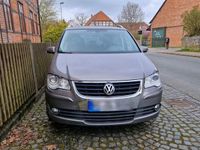 gebraucht VW Touran *DSG*SHZ*PDC*NAVI*STHZ*TEMPOMAT*XENON*AHK*