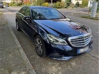 Second-hand Mercedes E200 136 CP (100 kW) 2015 Albastru Berlinǎ