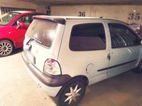 Second-hand Renault Twingo 58 CP (42 kW) 2006 Argintiu Hatchback