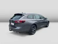 Gebraucht Opel Insignia Elegance 174 PS (127 kW) 2022 Mondstein grau/e:vulkan grau Kombi