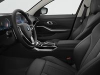 Gebraucht BMW 318 Shadowline 150 PS (110 kW) 2024 Grau Limousine