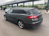 Gebraucht Ford Mondeo Titanium 225 PS (165 kW) 2016 Grün Kombi