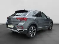 Neu VW T-Roc Style 150 PS (110 kW) 2026 Grau SUV