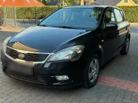 Gebraucht Kia Ceed 90 PS (66 kW) 2010 Schwarz Kleinwagen