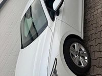 Gebraucht VW Golf VIII 131 PS (96 kW) 2021 Weiß Kleinwagen