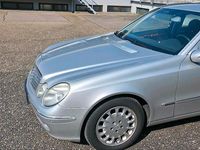 Gebraucht Mercedes E200 163 PS (119 kW) 2004 Grau Limousine