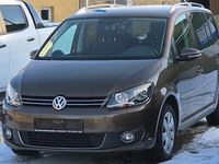 Gebraucht VW Touran Highline 140 PS (102 kW) 2015 Braun Van / Kleinbus