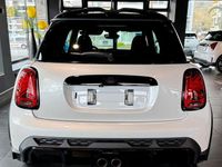 Gebraucht Mini John Cooper Works 178 PS (130 kW) 2023 Weiß Kleinwagen