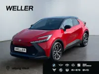 Neu Toyota C-HR 197 PS (144 kW) 2025 3u5)/ black (202) (rot SUV
