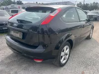 Używany Ford Focus 80 KM (58 kW) 2005 Niebieski Sedan/Limuzyna