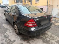 Gebraucht Mercedes C180 143 PS (105 kW) 2004 Schwarz Limousine