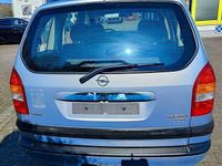 Gebraucht Opel Zafira 101 PS (74 kW) 2000 Blau Van / Kleinbus