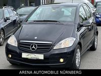 Gebraucht Mercedes A180 116 PS (85 kW) 2009 Kosmosschwarz  metalliclack Limousine