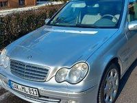 Gebraucht Mercedes C350 Elegance 272 PS (200 kW) 2006 Silber Limousine