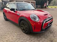 Gebraucht Mini Cooper SE Classic 135 kW (184 PS) 2023 Rot Kleinwagen