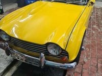 Gebraucht Triumph TR4 105 PS (77 kW) 1965 Gelb Cabrio