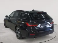 Gebraucht BMW 330 Sport Line 184 PS (135 kW) 2022 Saphirschwarz metallic Kombi